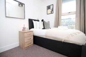 Dumfries by Mia Living 2 bedroom apartment with balcony